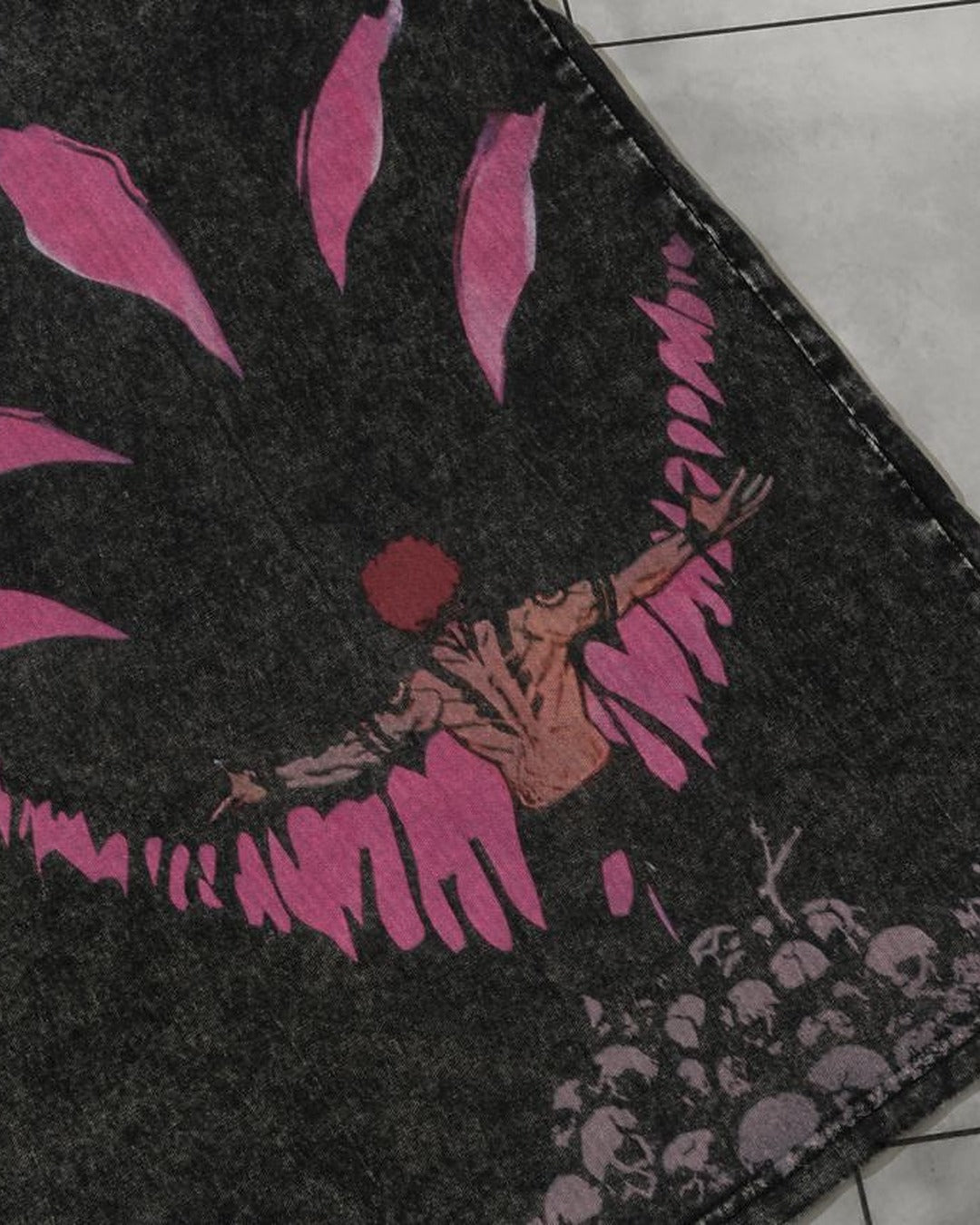 Washed black t-shirt with Sukuna Jujutsu Kaisen Cursed King graphic – photo 4