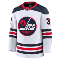 Winnipeg Jets Connor Hellebuyck White jersey – view 3