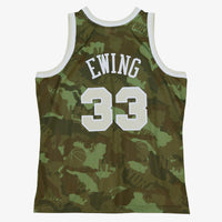New York Knicks Mitchell & Ness Patrick Ewing 1991 Ghost Camo Swingman Jersey - Green