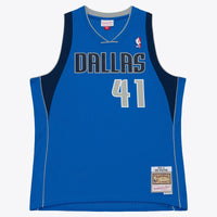 Dallas Mavericks jersey – view 3
