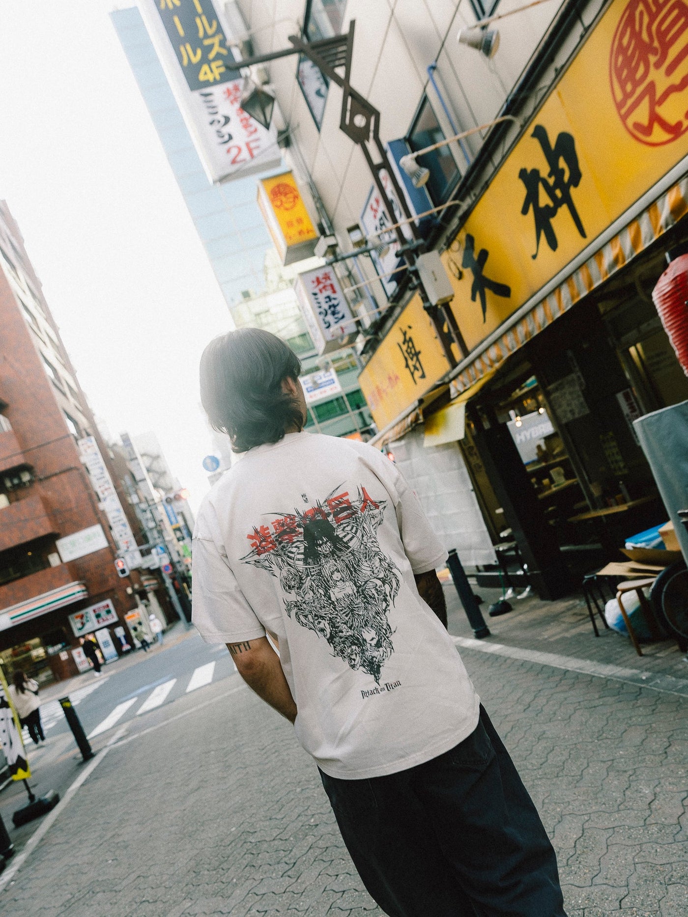 Beige t-shirt with Ymir Fritz Attack On Titan Freedom graphic – photo 5