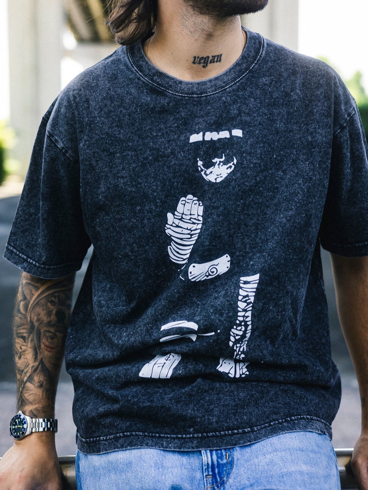 Washed black t-shirt with Rock Lee Naruto Rock Lee graphic – photo 3