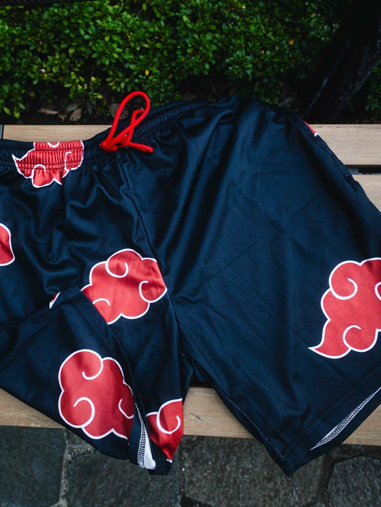 Black shorts with Akatsuki Cloud Naruto Clouds graphic – photo 5