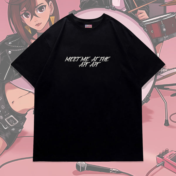 Momo Ayase APT - Dandadan Oversized Tee