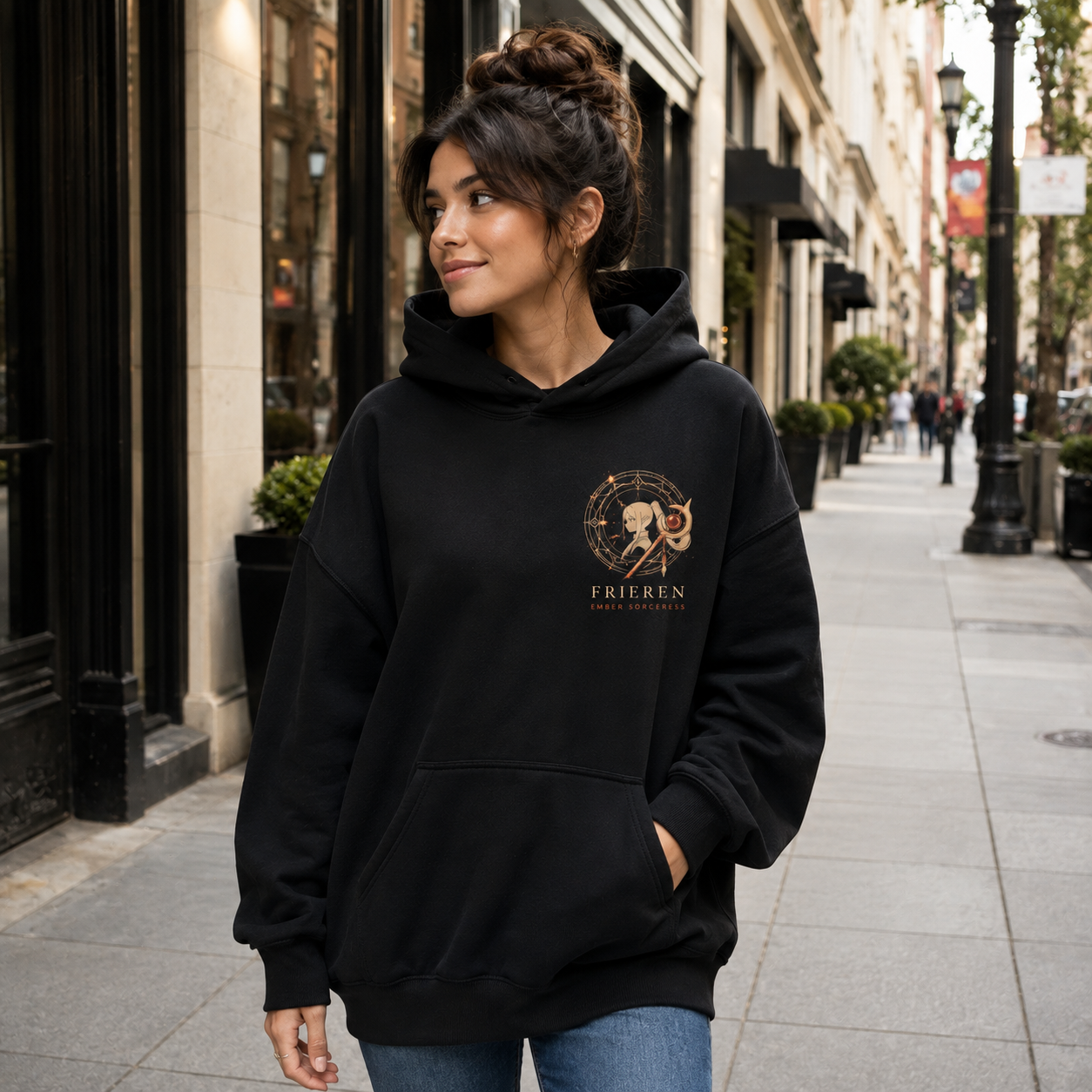 White hoodie with Stark Frieren Axe That Stands graphic – photo 4